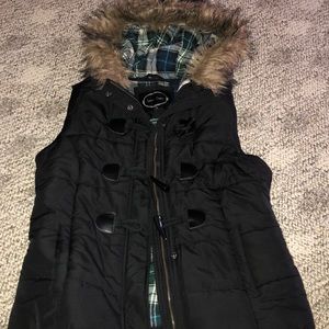 Love tree hooded vest